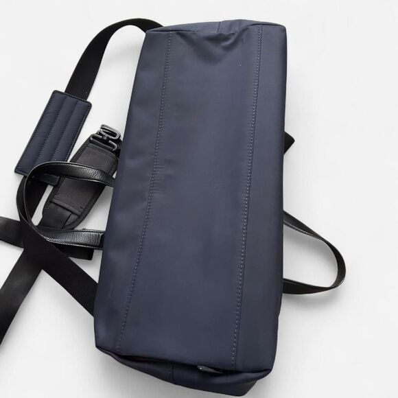 Away The Everywhere Bag Medium Navy Black Nylon Carry-On Travel Tote (Like New) - Picture 7 of 8